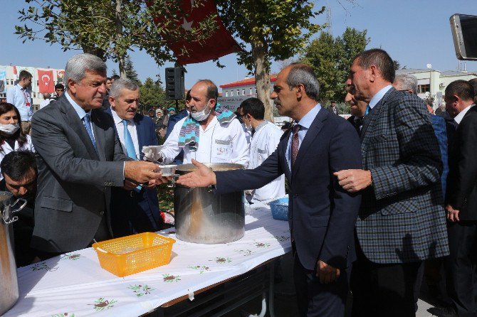 Niğde Belediyesinin 55 Merdivenli İtfaiye Aracı Hizmete Girdi