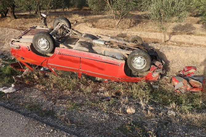 Mut’ta Trafik Kazası: 2 Yaralı