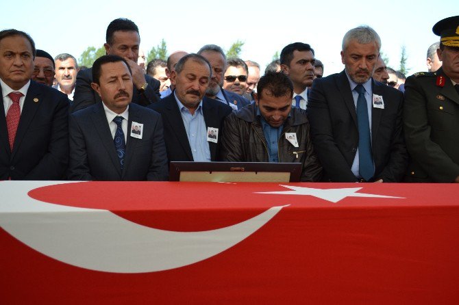 Ordu Şehidini Tekbirlerle Uğurladı