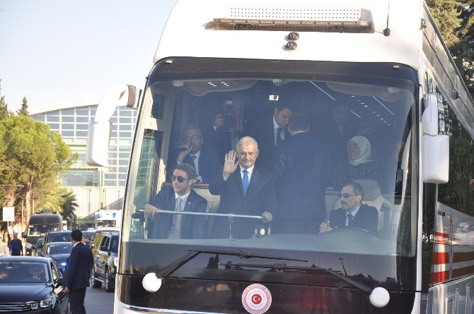 Başbakan Yıldırım İzmir’de