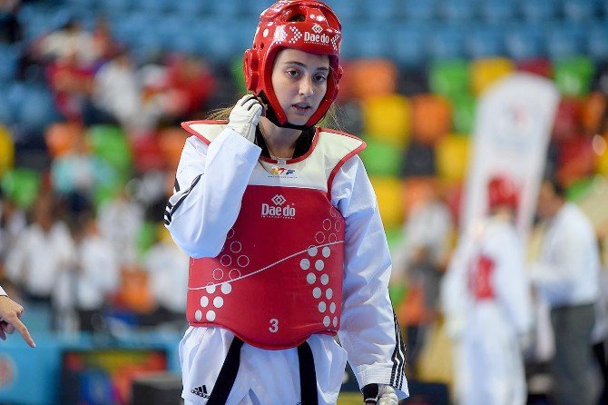 Bağcılarlı Sporcular Konya’dan Madalyayla Döndü