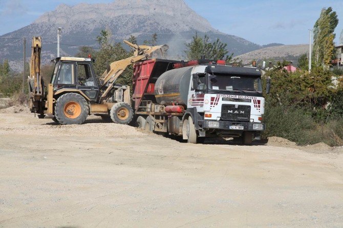 Seydişehir’de Soğuk Asfalt Çalışmaları Sürüyor