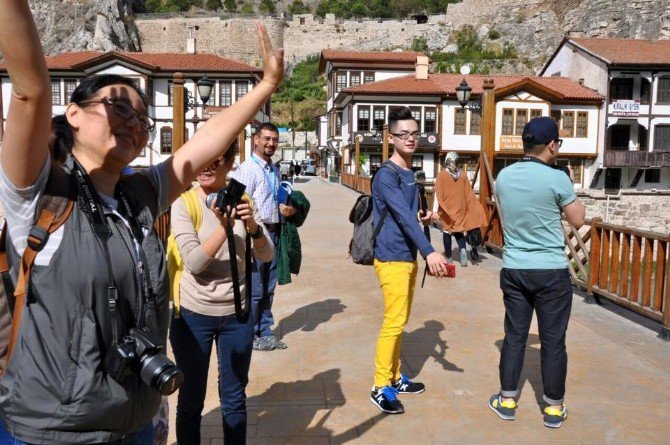 Malezyalı Turizmciler İle Gazeteciler Amasya’ya Hayran Kaldı