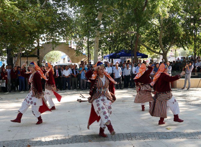 Mut’ta 2’nci Mut Zeytin Ve Zeytinyağı Sempozyumu Düzenlendi