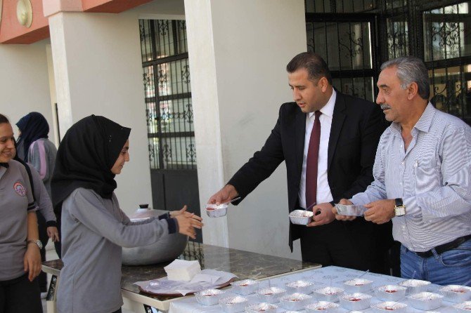 Zübeyde Hanım Lisesi’nde Aşure Etkinliği Yapıldı