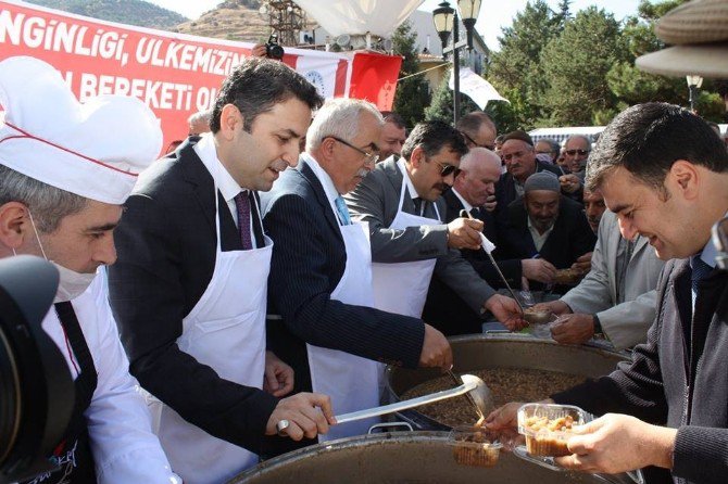 Başkan Eroğlu: "O Eli Kırmasını Millet Olarak Biliriz"