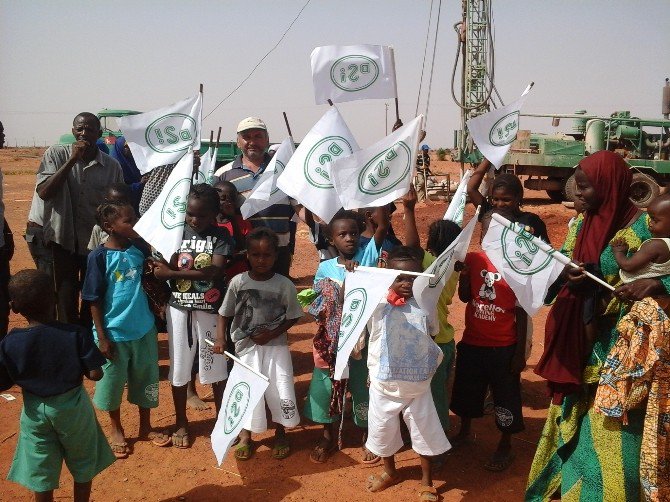 Türkiye’nin Gururu Dsi Balkanlardan Afrika’ya Kadar Mazlumlara Su Oluyor