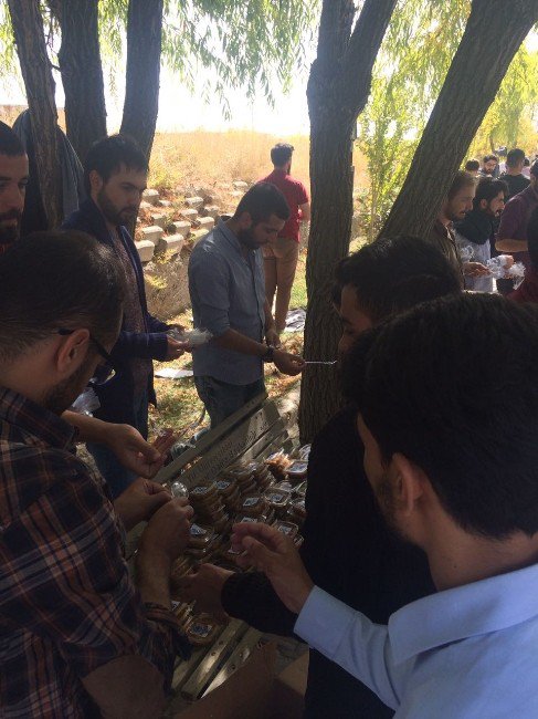 Agd’den Aşure Dağıtımı