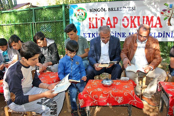 Bingöl Belediyesi’nce Kitap Okuma Etkinliği Düzenlendi