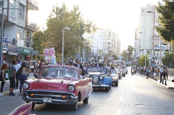 Uluslararası Antalya Film Festivali, Kortej Geçişiyle Başladı