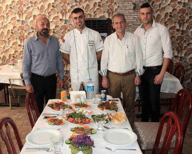 Restoran Sahibinden Örnek Davranış