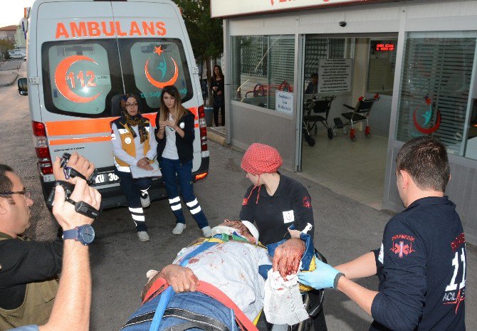 Aksaray’da Otomobil Şarampole Devrildi: 3 Yaralı