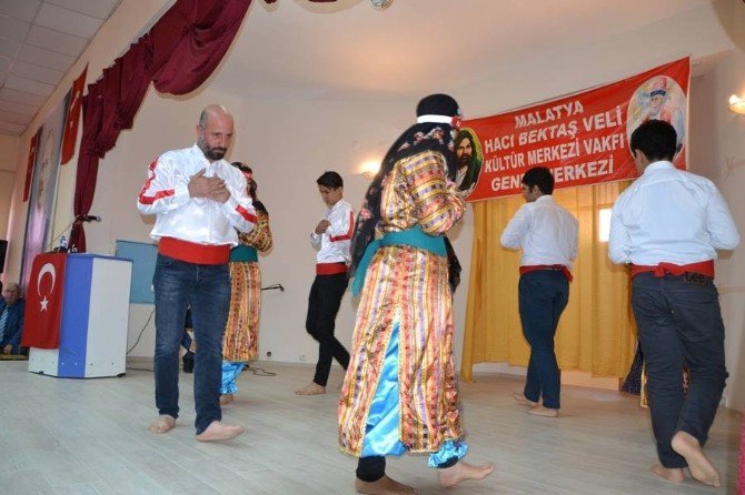 Hacı Bektaş-ı Veli Kültür Merkezi Vakfında Aşure Etkinliği