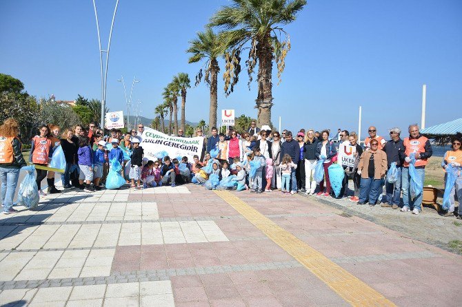 Urla’da Kıyı Ve Deniz Temizliği