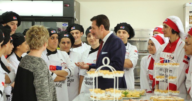 Başkan Tok: "İşletmelerin Gözü İlkadım Aşçılık Okulu’nda"