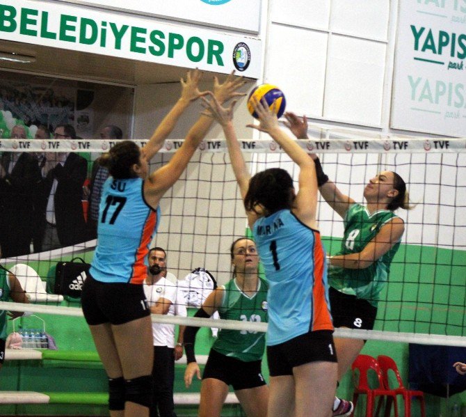 Salihli Belediyespor Evinde Kaybetti