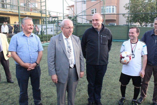 Teski Halı Saha Futbol Turnuvası Başladı