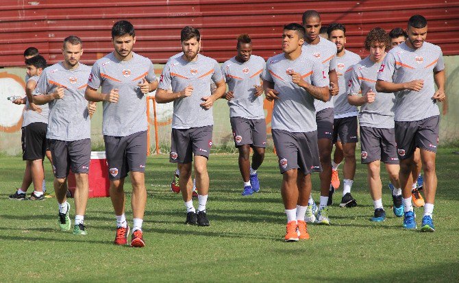 Adanaspor, Akhisar Belediyespor Maçı Hazırlıklarına Başladı