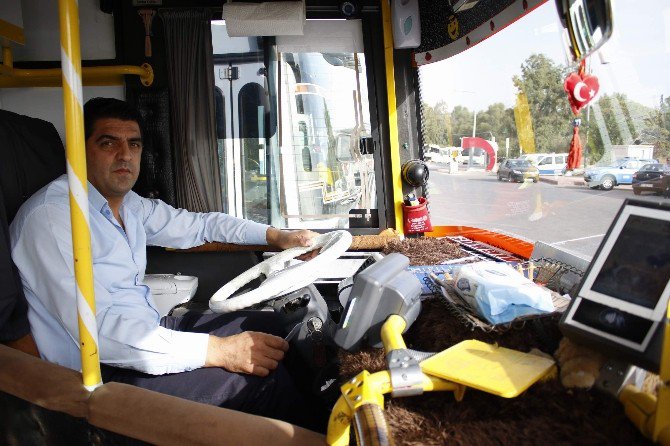 Antalya’da Dönüşüme Girmeyen 7 Metrelik Minibüsler Sefere Çıkamadı