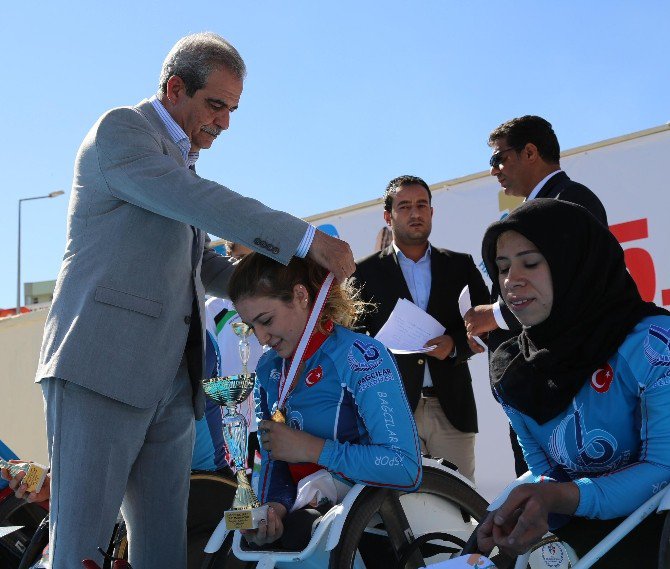 Engelli Atletler, Şanlıurfa 5’inci Yarı Maratonu’na Damgasını Vurdu