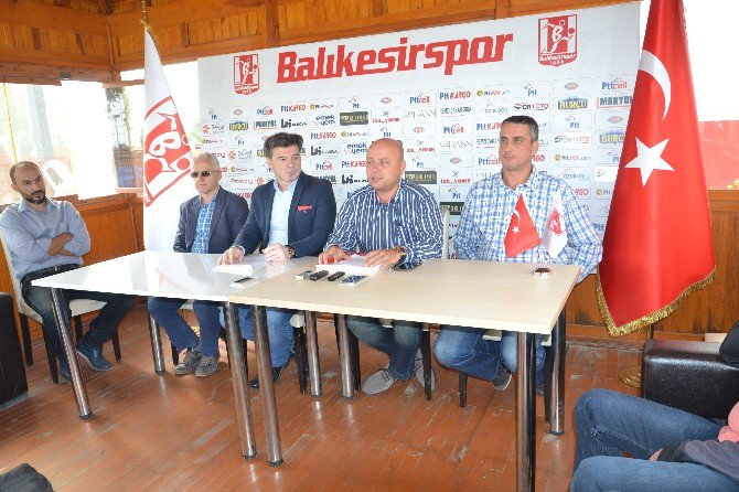 Balıkesirspor 50. Yıl İçin Kitap Bastı