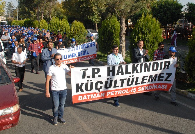 Tp İşçileri Yarım Gün İş Bıraktı