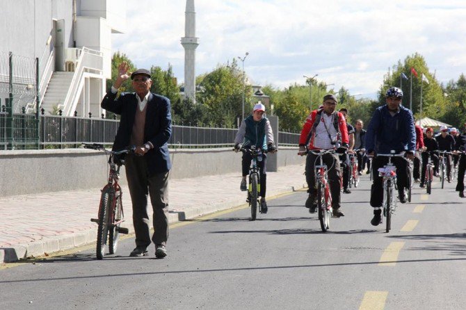 Erzincan “Sağlıklı Yaşama” Dikkat Çekiyor