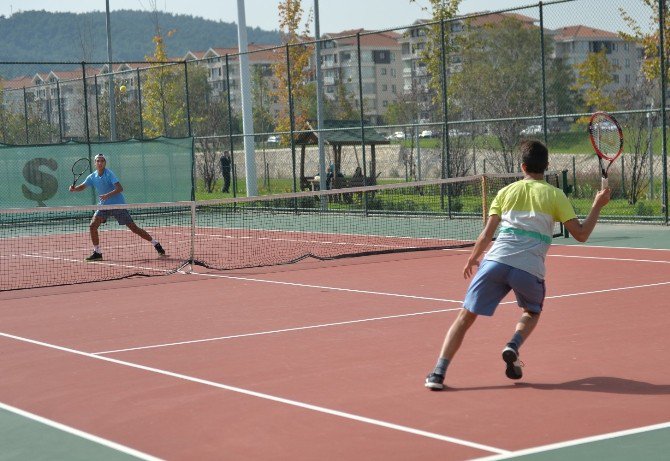 Büyükşehir’in Raketleri Kupaya Doymuyor