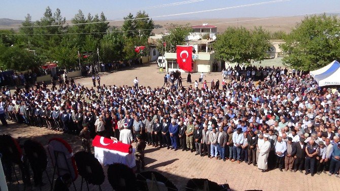 Kilisli Şehit Özel Harekat Polisi Gözyaşlarıyla Toprağa Verildi