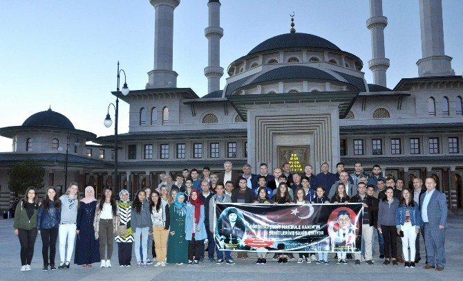 Gördesli Öğrencilerden Ankara Ve Halisdemir’in Kabrine Ziyaret