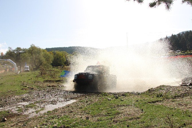 Vezirköprü’de Offroad Heyecanı