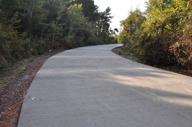 Kandıra’da Beton Yol İle Sahillere Ulaşım Kolaylaşacak