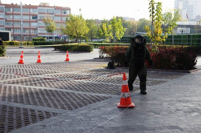 Forum Kayseri’de Gerçeği Aratmayan Tatbikat