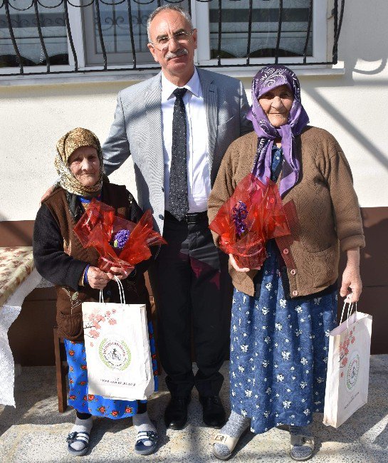 Başkan Kale; “Gönüllere Dost, Dertlere Derman Olduk”