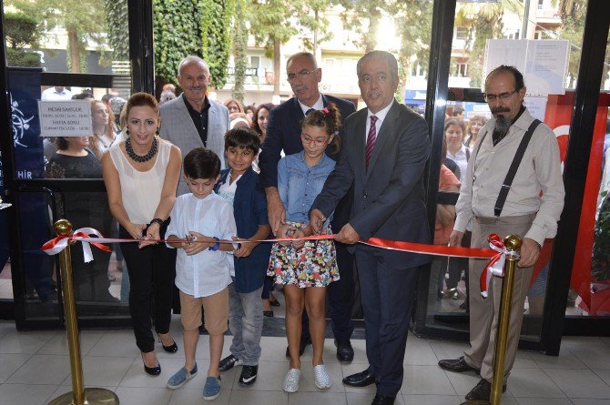 Sinan Taplı Resim Atölyesi Sergisi Açıldı