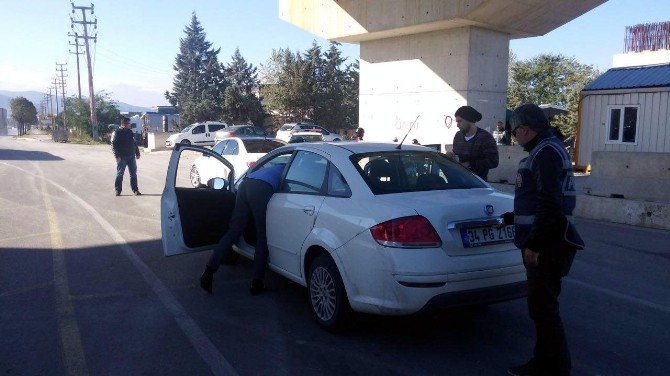 Bursa’nın Giriş Ve Çıkışları Tutuldu