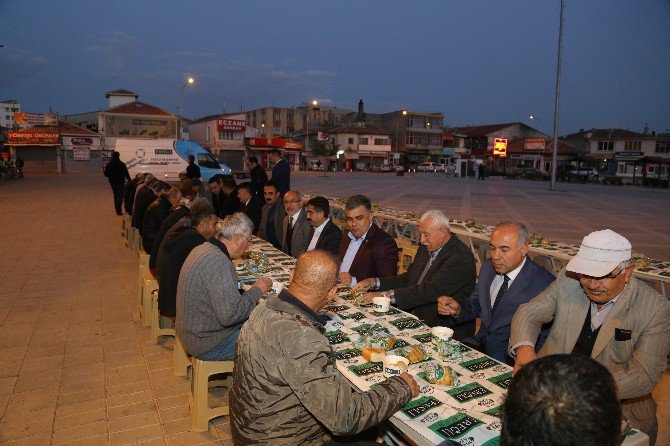 Ereğli Belediyesi’nden Cami Cemaatine Çorba İkramı