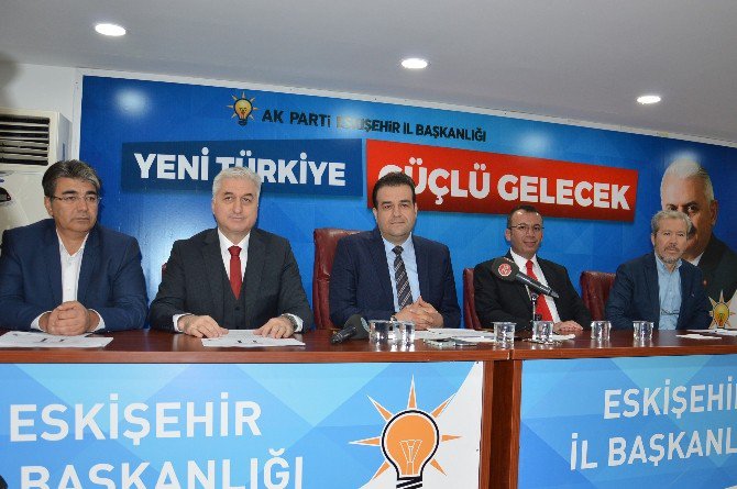 Ak Parti’den Tepebaşı’na Bütçe Eleştirisi