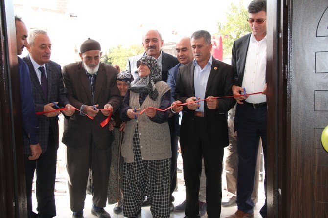 İncesu Belediye Başkanı Zekeriya Karayol, Avşar Mahallesi’ndeki Sosyal Tesisin Açılışını Yaptı