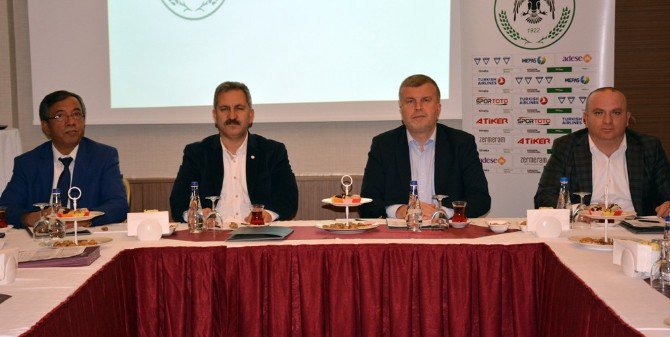 Konyaspor’da Görev Dağılımı Yapıldı