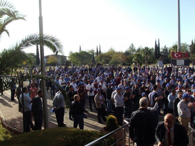 Petrol-iş Sendikasından Protesto Gösterisi