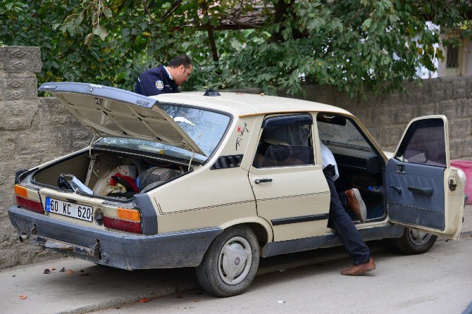 Şüpheli Araç Erbaa Polisini Alarma Geçirdi