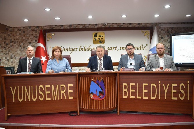 Yunusemre’de Performans Programı Meclisten Geçti