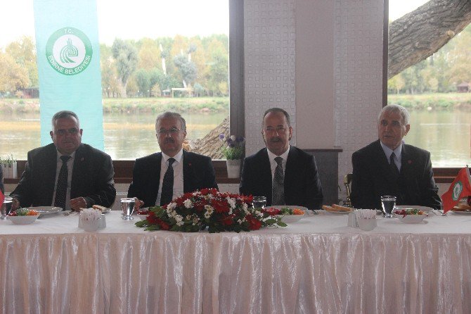 Edirne’de “19 Ekim Muhtarlar Günü” Kutlamaları