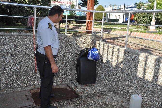 Gezmeye Giden Vatandaşın Taşımaya Üşendiği Valiz Polisi Alarma Geçirdi