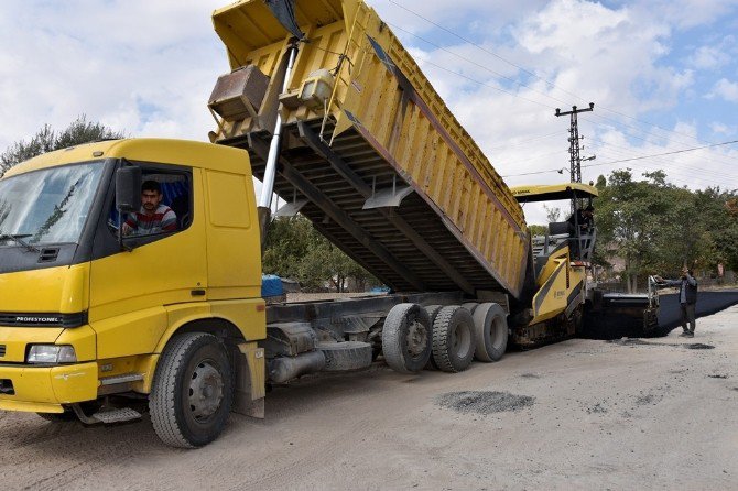 Himmetdede’nin Yolları Yenilendi