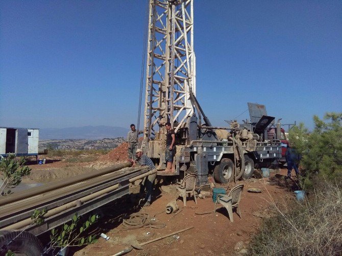 Bir Mahallenin Daha Su Sorunu Çözülüyor