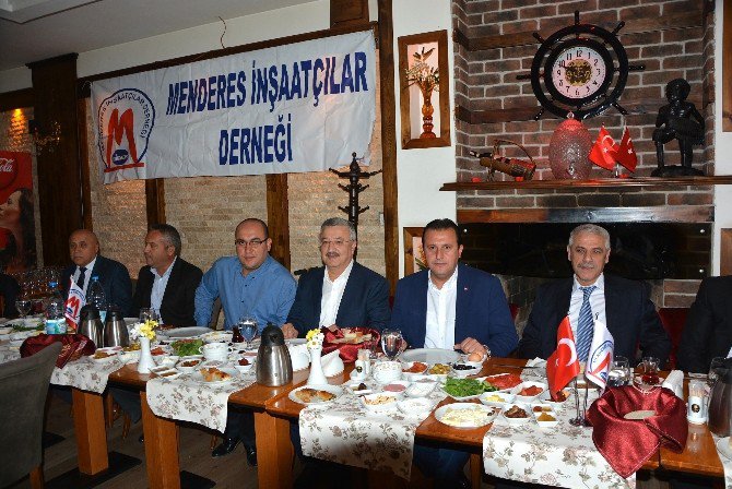 Müteahhitler Menderes’te Buluştu