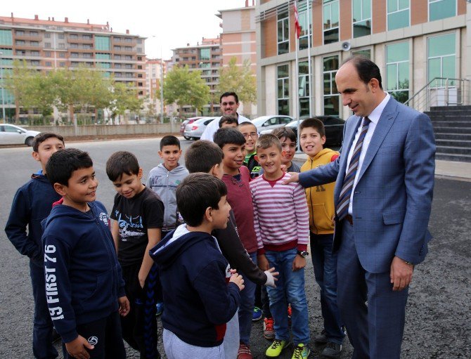 Başkan Altay, Halk Günü Ziyaretlerine Devam Etti