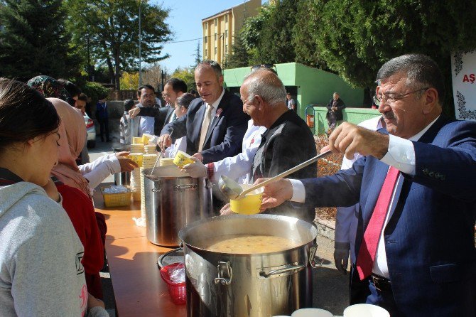 Niğde Belediye Başkanı Faruk Akdoğan;